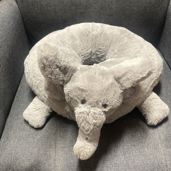 Pottery Barn Kids Jumbo Animal Plush Stacker - Picture 11 of 16